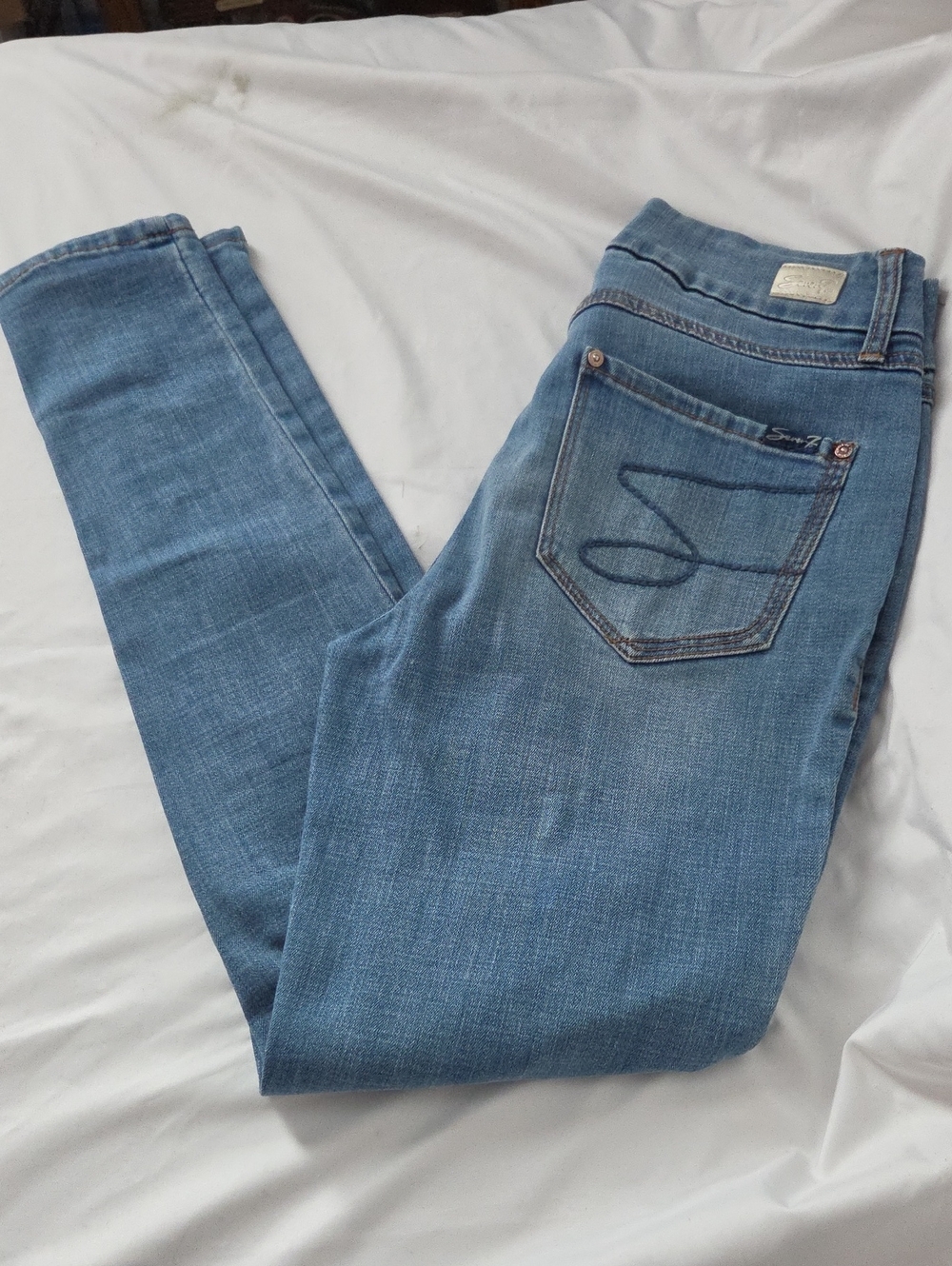 Seven7 Women's Skinny Jeans in Light Blue Denim